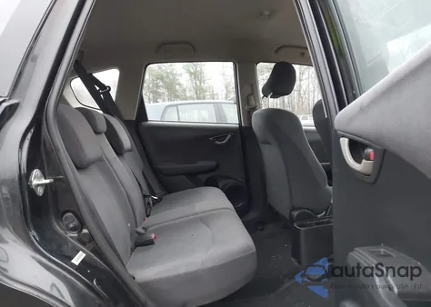 2013 Honda Fit z USA, uszkodzony, nr VIN JHMGE8H37DC069266